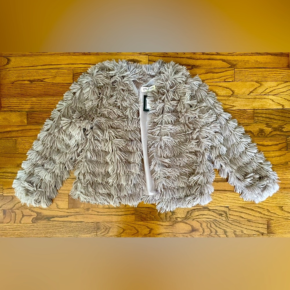 Style U Taupe Tan Faux Fur Shag Jacket Women’s Small NEW WITH TAGS